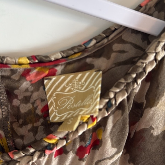 100% Silk Anthropologie Postella Floral Wales City Silk Flutter Top Small - Picture 4 of 7